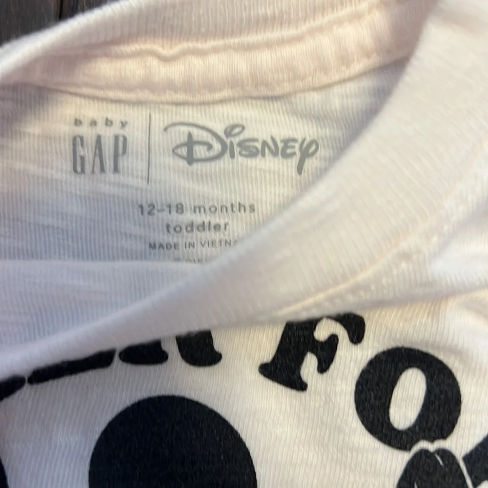 Baby Gap Unisex Disney Mickey Mouse and Pluto Together Forever Dip Dyed shirt